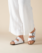 Load image into Gallery viewer, Licata White